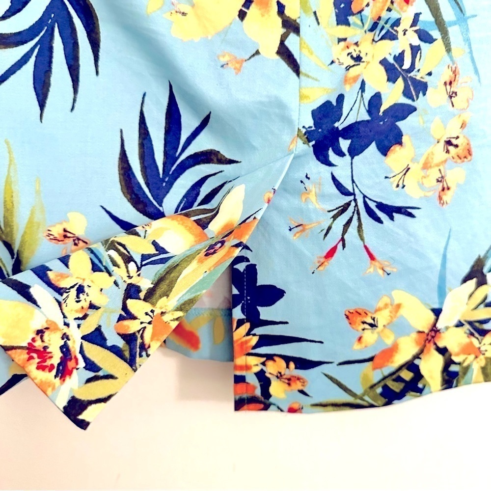 Talbots Blue Floral Skirt Back Zipper Size 12P - Picture 7 of 7
